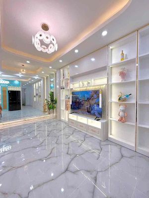 Cho thuê nhà phố phạm hữu lầu . Giá :25 tr