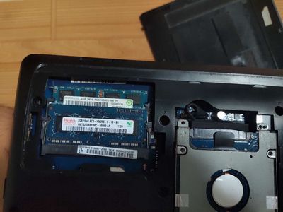Laptop Samsung NT305E5A 6gb ram