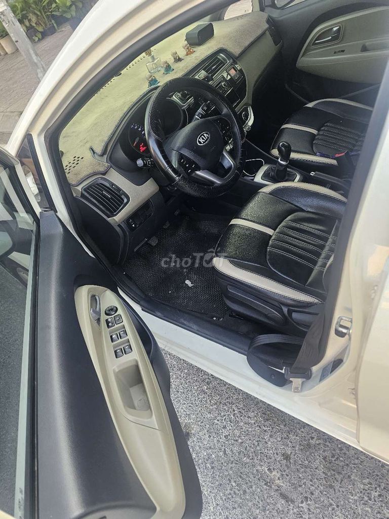 Kia Rio 2017 Số sàn màu Trắng. Mua bán Ô tô tại Huyện Hóc Môn Tp Hồ Chí Minh được đăng bởi Văn sang hình 5