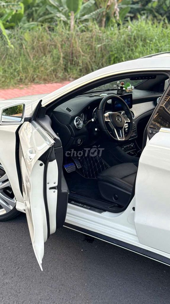 MERCEDES CLA 250 4Matic SX2014 - 128000 km. Mua bán Ô tô tại Quận Bình Tân Tp Hồ Chí Minh được đăng bởi Thanh Trí hình 10