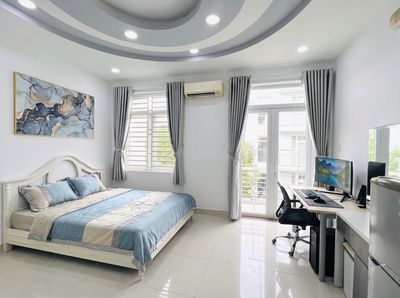 Phòng ban công đón gió khu cây xanh thoáng mát, full nội thất Quận 7