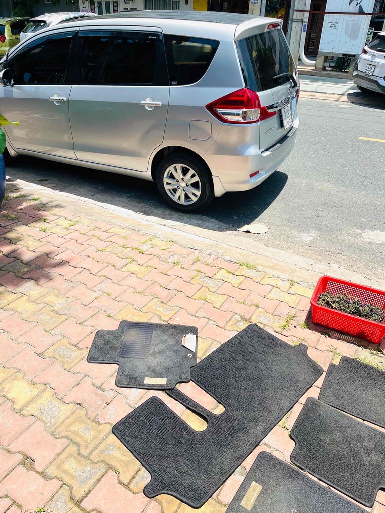 Suzuki Ertiga 2017 1.4 AT - 75000 km. Mua bán Ô tô tại Thành phố Thủ Dầu Một Bình Dương được đăng bởi Thiện hình 6