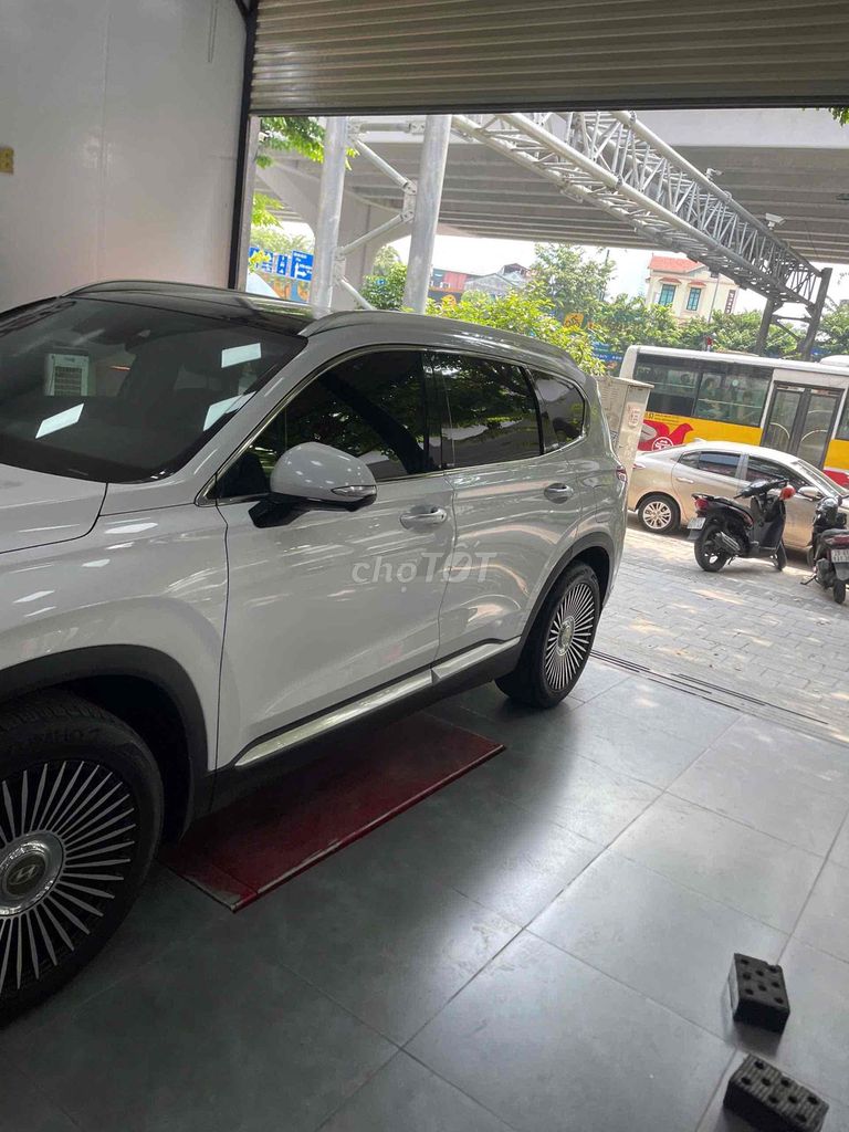 Hyundai Santa Fe 2021 2.5 Xăng Cao Cấp - 70000 km. Mua bán Ô tô tại Huyện Thạch Thất Hà Nội được đăng bởi Quach The hình 2