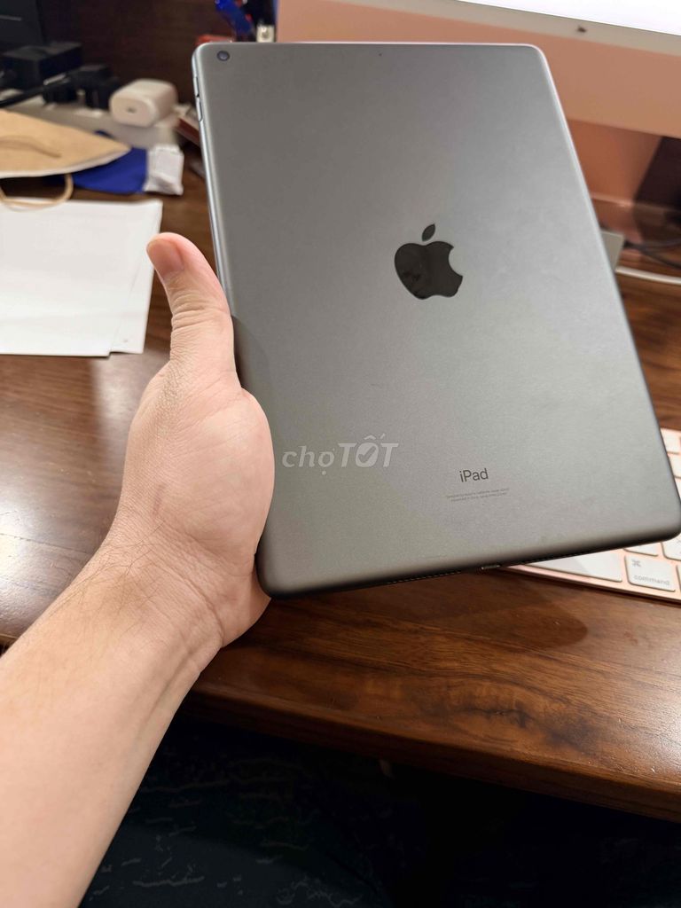 Apple ipad gen 9 gray 64gb máy đẹp 99% chính chủ. Mua bán Máy tính bảng tại Quận Hà Đông Hà Nội được đăng bởi anh đức hình 1