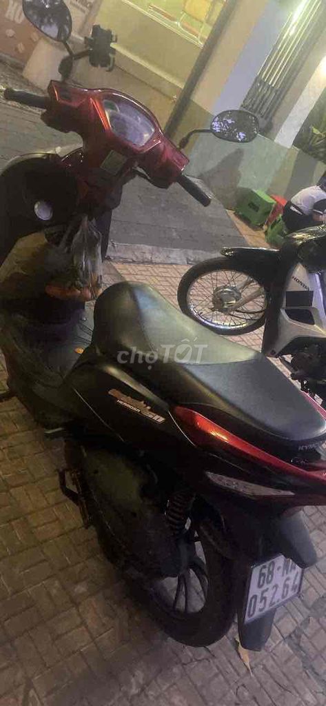 Kymco Kim Cương 50cc màu Đen. Mua bán Xe máy tại Quận 7 Tp Hồ Chí Minh được đăng bởi Hơn hình 2