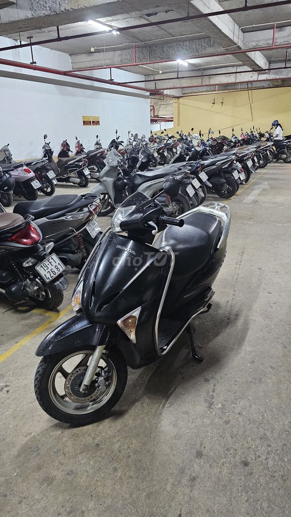 Основной владелец Honda Lead 2009, черный