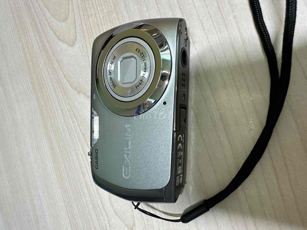 bán máy ảnh Casio EX-S8 12.1 megapixel