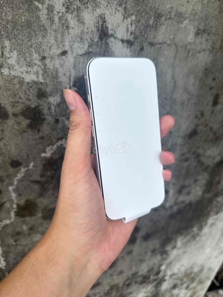 DƯ XÀI BÁN IP 17 256GB SẠC VÀI LẦN PIN 100% BH 3/2. Mua bán Điện thoại tại Quận Ninh Kiều Cần Thơ được đăng bởi Van  hình 1