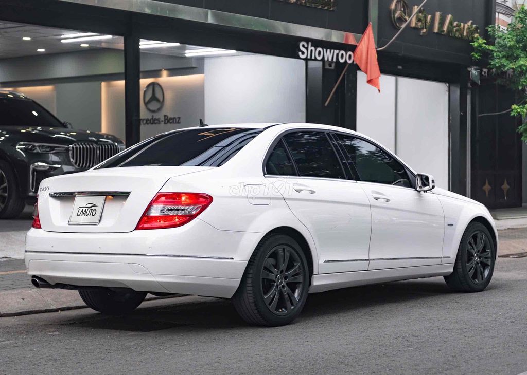 Mercedes Benz C Class 2010 C200 CGI ( Giá 199tr ). Mua bán Ô tô tại Quận 10 Tp Hồ Chí Minh được đăng bởi Thái LA Auto hình 8