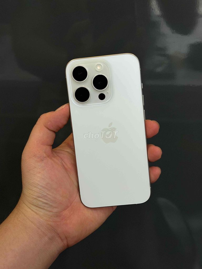 15 Pro 128GB Trắng Qte Mỹ chip A17 Zin ốc keng 929. Mua bán Điện thoại tại Quận Ninh Kiều Cần Thơ được đăng bởi Quý Mobile Cần thơ hình 1
