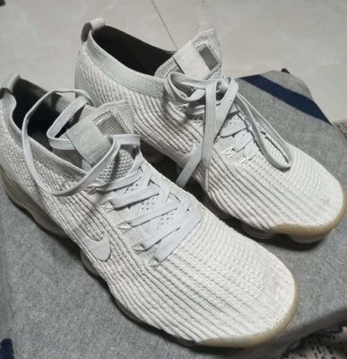 Giày thể thao Nike. Mua bán Giày dép tại Quận 7 Tp Hồ Chí Minh được đăng bởi Khoi Vu