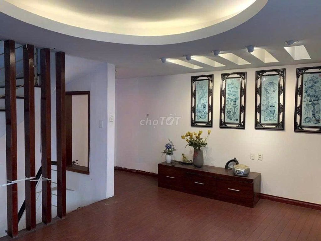 Сдаётся дом 40м², 5 этажей, Кхыонг Динь, Тхань Суан
