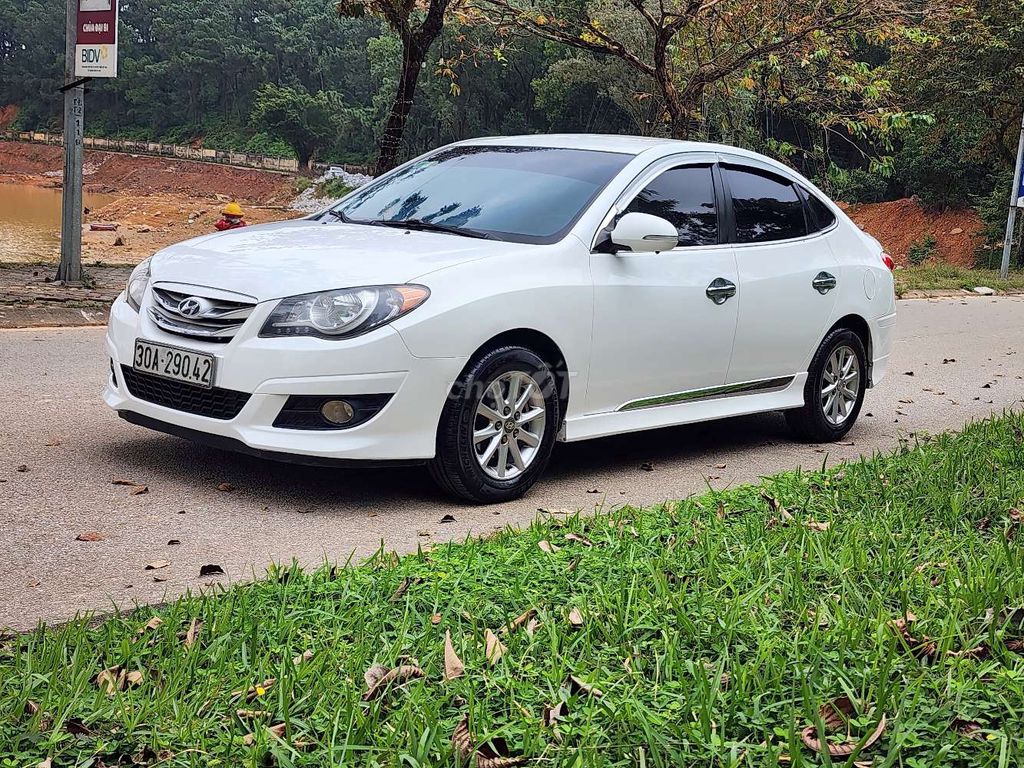 Huyndai Avante sx2014 tên tư nhân  ,xe zin đét. Mua bán Ô tô tại Huyện Sóc Sơn Hà Nội được đăng bởi Thế Auto  hình 5