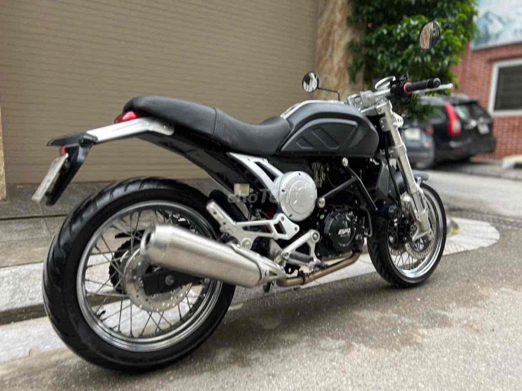 GPX Genteleman 200cc Xe đẹp xe lướt mới keng pkl. Mua bán Xe máy tại Quận Cầu Giấy Hà Nội được đăng bởi Tong motor xe may hình 12