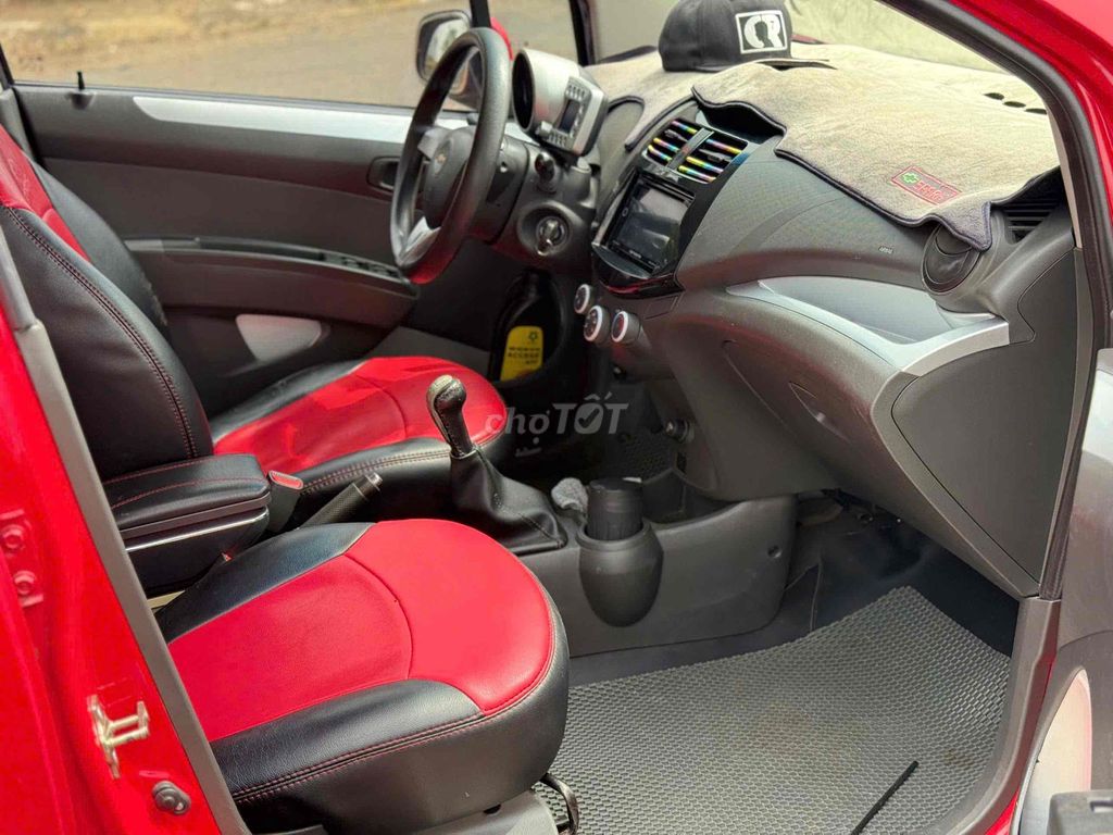 Chevrolet Spark LT 2013 Đỏ 12000 km. Mua bán Ô tô tại Thành phố Dĩ An Bình Dương được đăng bởi tran van Huy hình 4