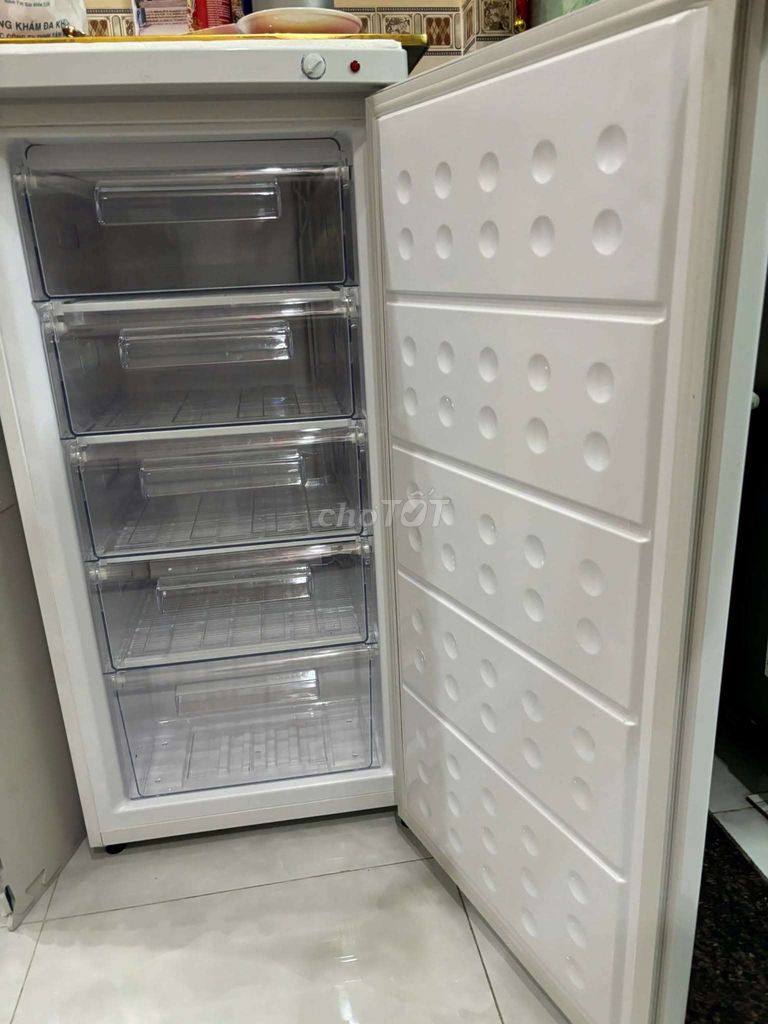 Tủ đông Hòa Phát UAH6147 147 lít Trắng. Mua bán Tủ lạnh tại Huyện Củ Chi Tp Hồ Chí Minh được đăng bởi Trần Đạo hình 1