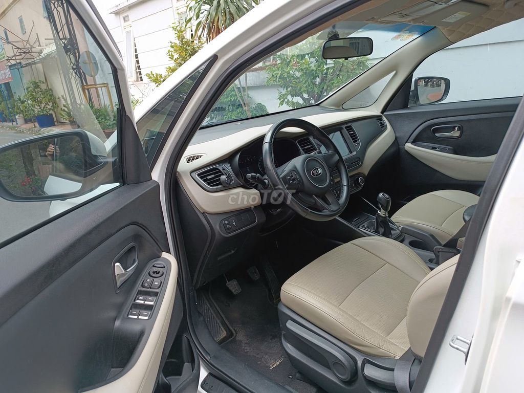 Kia Rondo 2020 Trắng 58000 km. Mua bán Ô tô tại Quận Gò Vấp Tp Hồ Chí Minh được đăng bởi Việt 8080 hình 8