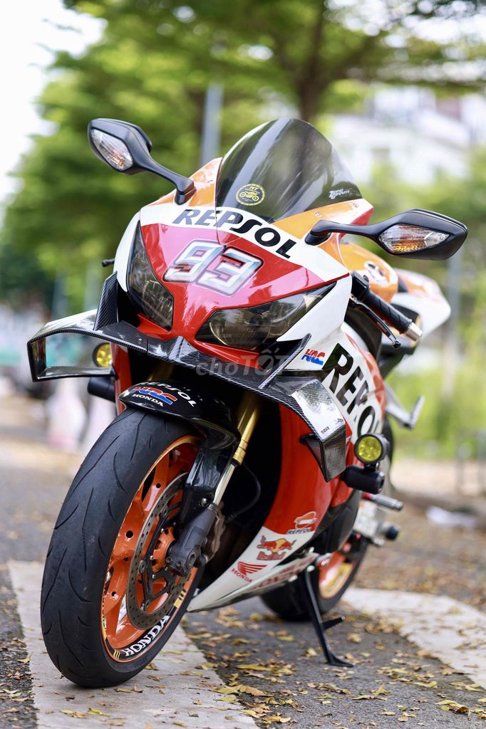 Honda CBR1000RR Repsol 2015 Model 2015. Mua bán Xe máy tại Quận Gò Vấp Tp Hồ Chí Minh được đăng bởi Hồng Brixton hình 4