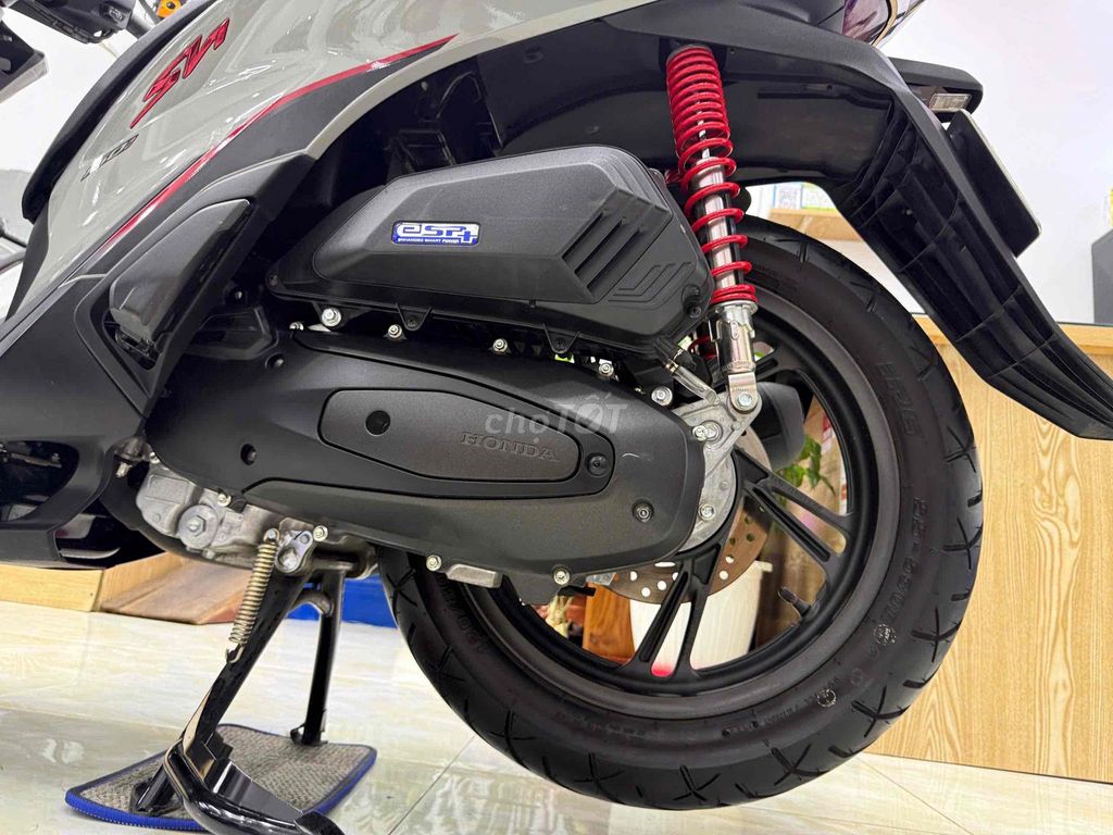 Honda SH 160 ABS 2025 Xám 2000 km. Mua bán Xe máy tại Thành phố Vũng Tàu Bà Rịa - Vũng Tàu được đăng bởi XE MÁY BẢO THANH  TPVŨNG TÀU hình 16