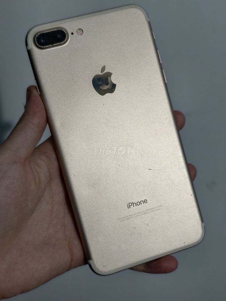 iPhone 7 Plus 32GB Vàng Đã sử dụng. Mua bán Điện thoại tại Thành phố Dĩ An Bình Dương được đăng bởi Vân Anh Nguyễn Thị hình 1