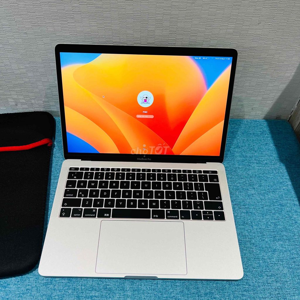 Macbook Pro 2017 thanh lí máy còn đẹp full chức nă