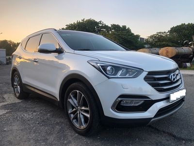 Hyundai SantaFe 2.2D Full Dầu 4WD sản xuất 2018