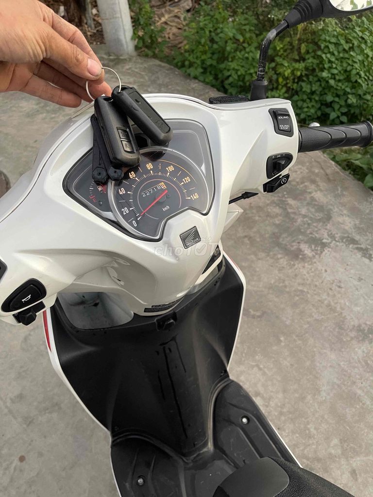 Cần bán viíosn 2019 máy zin 1 chủ. Mua bán Xe máy tại Quận Kiến An Hải Phòng được đăng bởi Đức Anh  hình 7