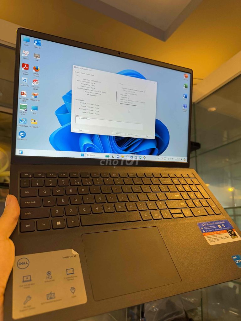 Thanh lý laptop dell i3 12th 8/256gb zin tem