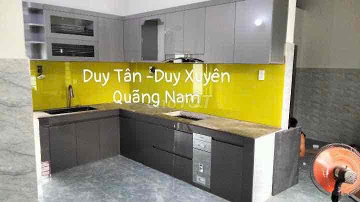 Tủ bếp nhựa Plus ráp tận Quảng Nam