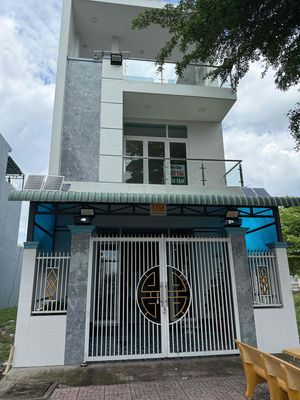 Bán nhà mặt tiền KDC idico2 P6 TP Tân An liền kề Aeon.. Mua bán nhà ở tại Thành phố Tân An Long An được đăng bởi Nguyễn Hoàng Việt
