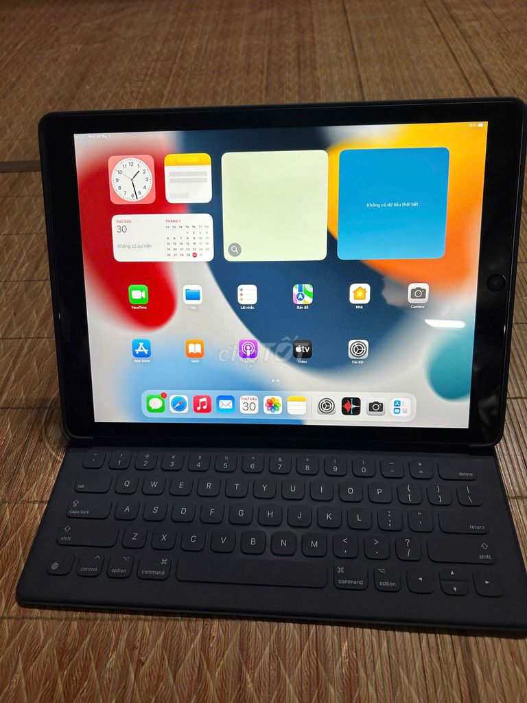 Ipad pro 12.9 32GB Wifi. Máy full chức năng shipHN. Mua bán Máy tính bảng tại Quận Hai Bà Trưng Hà Nội được đăng bởi Đỗ Trung Hiếu hình 1