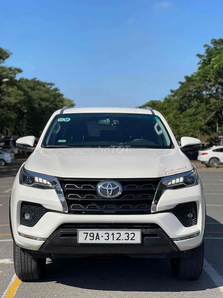 Toyota Fortuner 2020 2.4G 4x2 MT - 93000 km