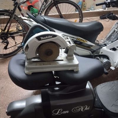 Máy cắt sắt Makita LW1201. Mua bán Đồ chuyên dụng, Giống nuôi trồng tại Quận Gò Vấp Tp Hồ Chí Minh được đăng bởi Tuan