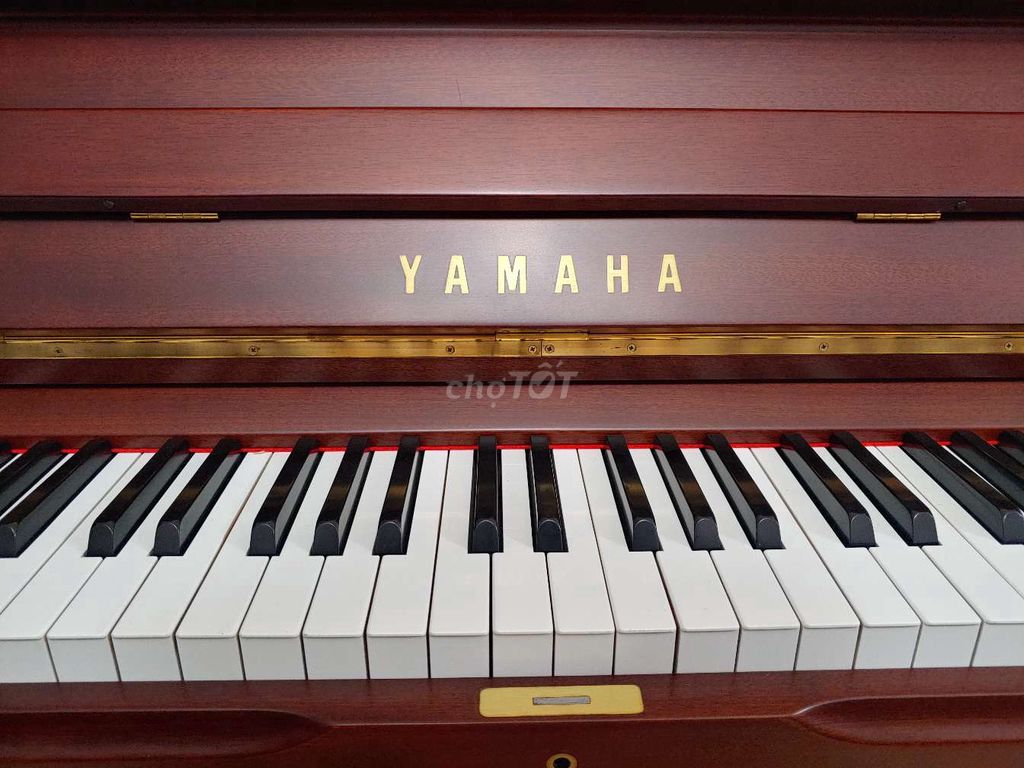 Quận 7 Piano Cơ Yamaha U2H màu vân gỗ mờ