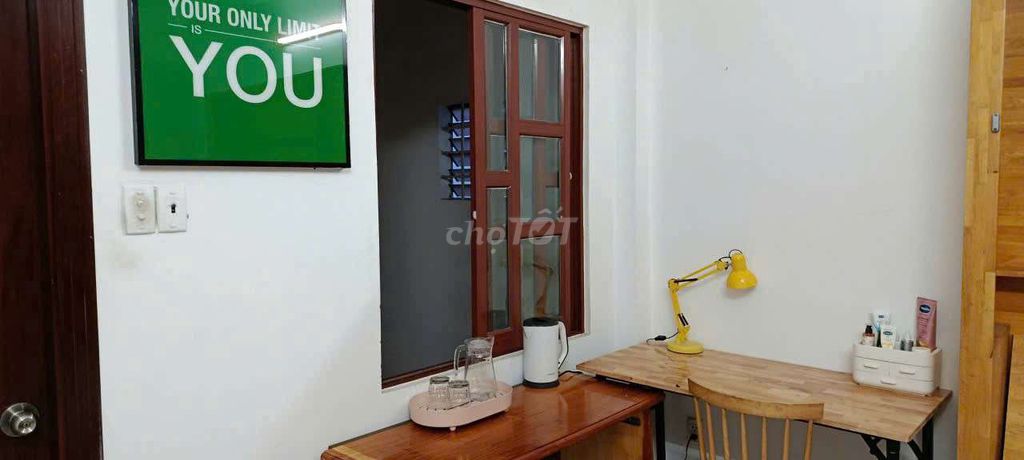 Phòng cho nữ thuê, đầy đủ nội thất ngay sân bay - ảnh 4