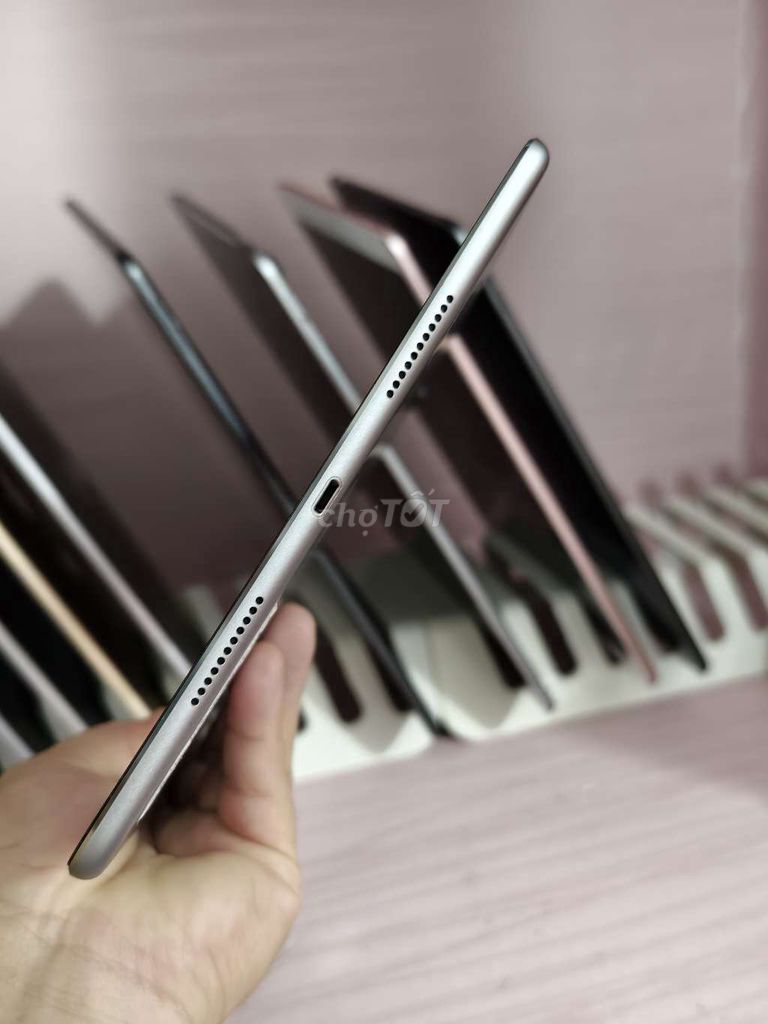 Apple iPad Pro 10.5 Wifi 4G 64GB Bạc. Mua bán Máy tính bảng tại Quận Hoàng Mai Hà Nội được đăng bởi khanh hình 1