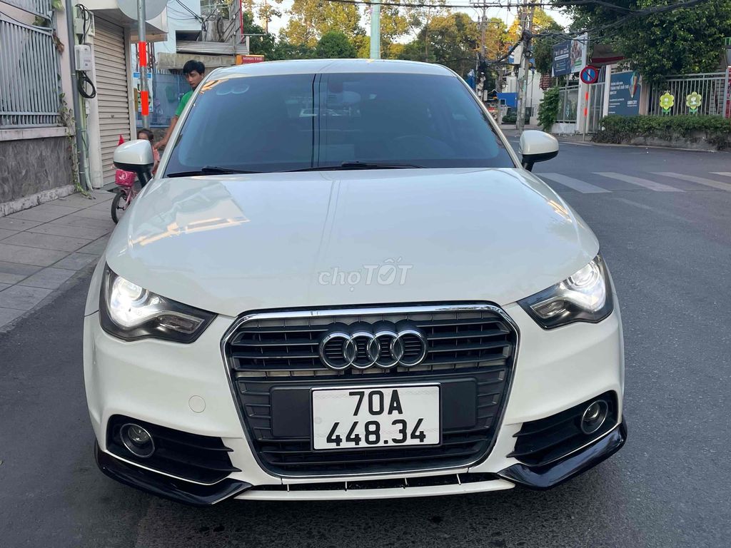 Audi A1 2010 - 68000 km. Mua bán Ô tô tại Quận 11 Tp Hồ Chí Minh được đăng bởi Nam hình 1