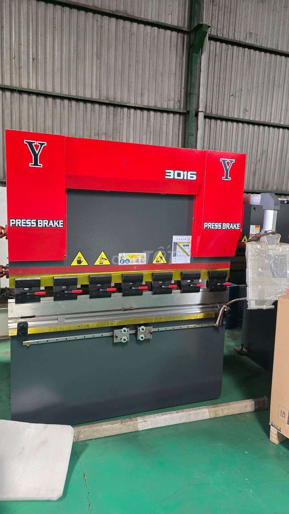 Máy chấn 30T1600 TP10S Mới 100%. Mua bán Đồ chuyên dụng, Giống nuôi trồng tại Quận Bình Tân Tp Hồ Chí Minh được đăng bởi Hào Chengxing hình 1