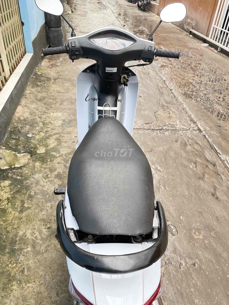 Bán xe wave 50cc màu Trắng còn mới. Mua bán Xe máy tại Quận Tân Phú Tp Hồ Chí Minh được đăng bởi Hồ Bích Thuỷ hình 6