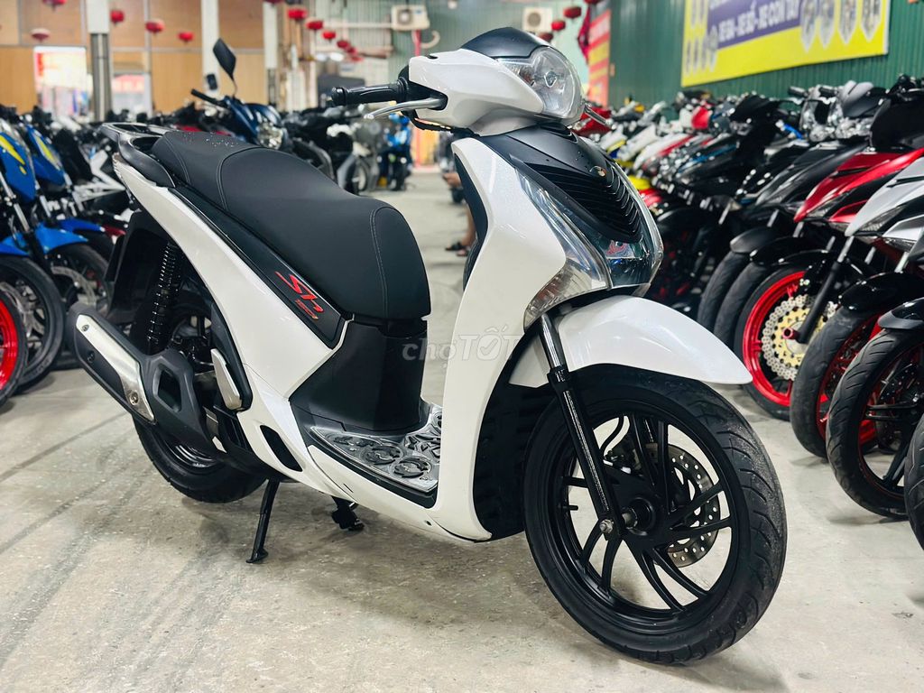 XE MÁYTHANHTÙNG_SH VIỆT 125 TRẮNG MÁY ZIN KHÓA SMK. Mua bán Xe máy tại Quận Nam Từ Liêm Hà Nội được đăng bởi THANH TÙNG hình 1