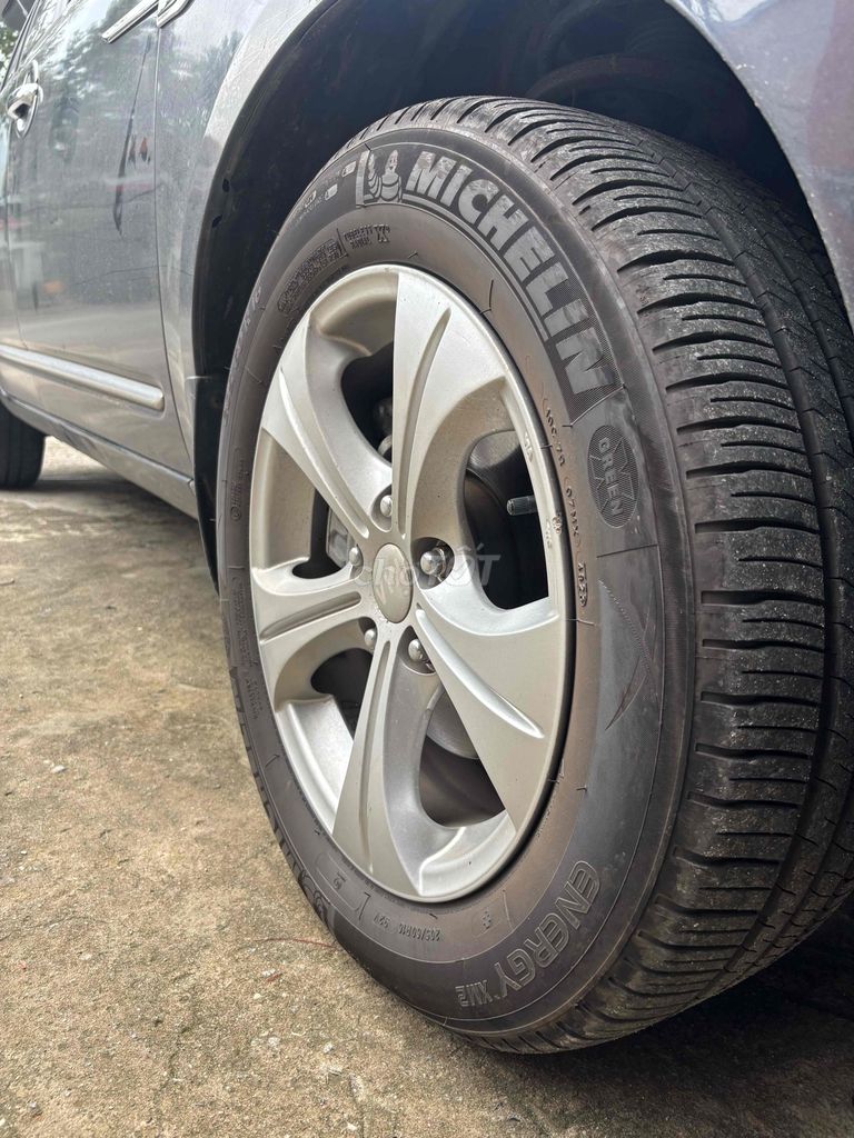 Kia Carens 2015 EX MT  - 100000 km. Mua bán Ô tô tại Thị xã Bến Cát Bình Dương được đăng bởi Vuong hình 14