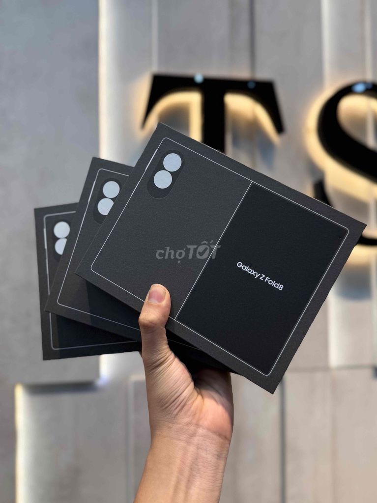 Samsung Galaxy Z Fold8 Việt Nam  Nguyên Seal. Mua bán Điện thoại tại Quận Thanh Khê Đà Nẵng được đăng bởi Thiện Lê TShop 16 Lê Đình Lý hình 1
