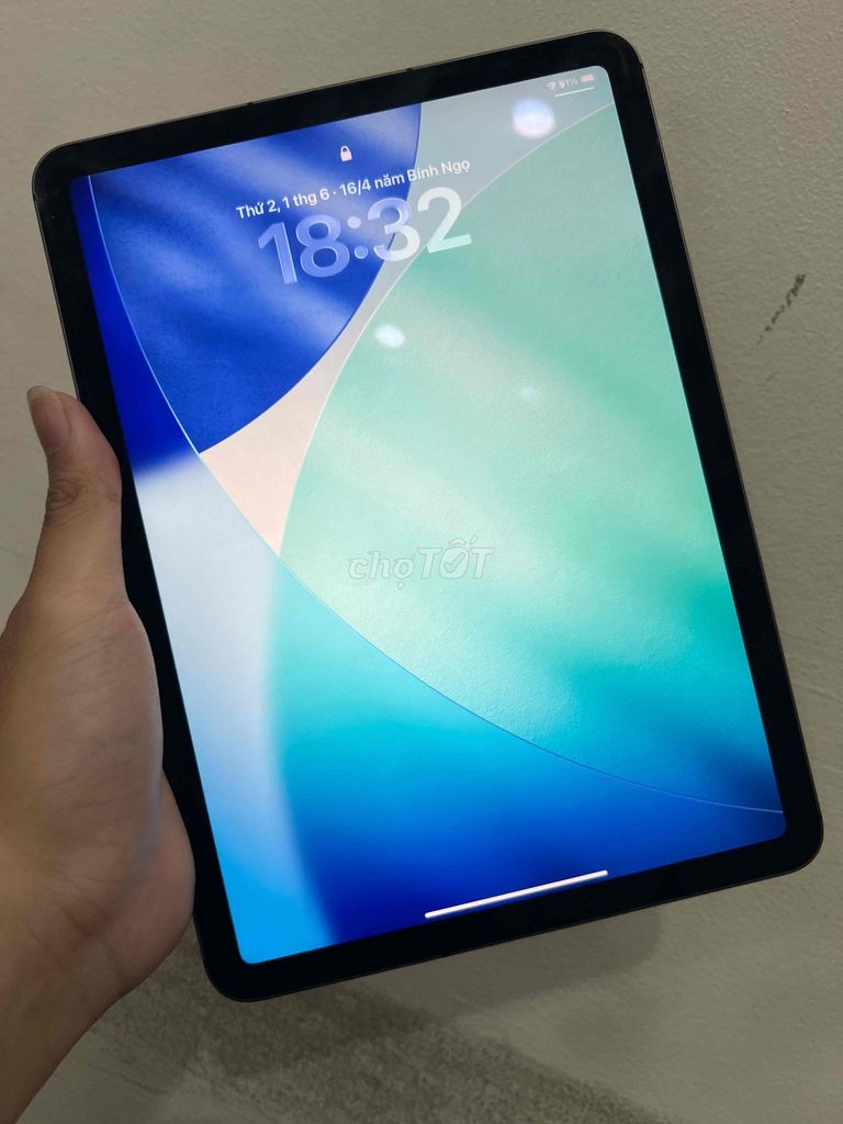 iPad Air 4 64GB đẹp 99% Pin 97%. Mua bán Máy tính bảng tại Quận Tân Bình Tp Hồ Chí Minh được đăng bởi TechCare hình 1