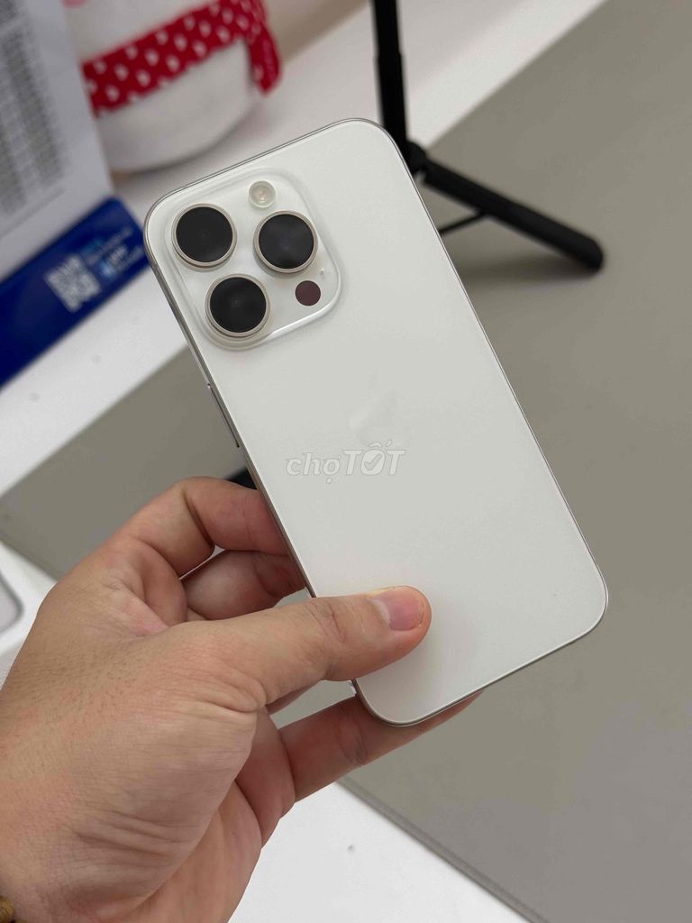 15 Pro 128G 🤍 Quốc tế ngoài Mỹ. Mua bán Điện thoại tại Quận Ninh Kiều Cần Thơ được đăng bởi 01 STORE Chuyên iPhone Lock Cần Thơ  hình 1