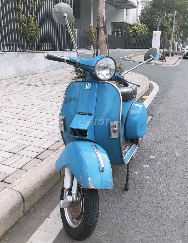 Vespa Px 82, máy siêu ngon, giấy tờ đầy đủ theo xe