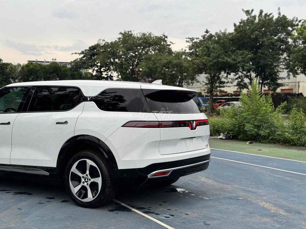 VinFast VF9 2025 Eco. Mua bán Ô tô tại Thành phố Thủ Đức Tp Hồ Chí Minh được đăng bởi TRẦN MINH VƯƠNG hình 1