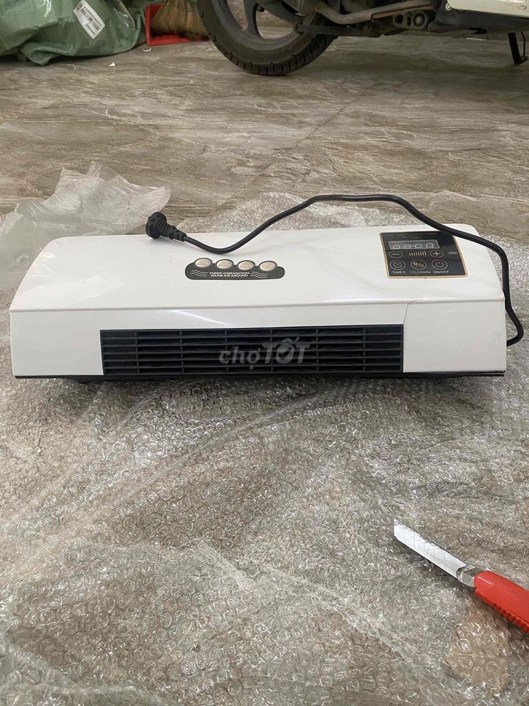 Điều hòa mini màu Trắng. Mua bán Máy lạnh, điều hoà tại Quận Long Biên Hà Nội được đăng bởi Vân Vân hình 1