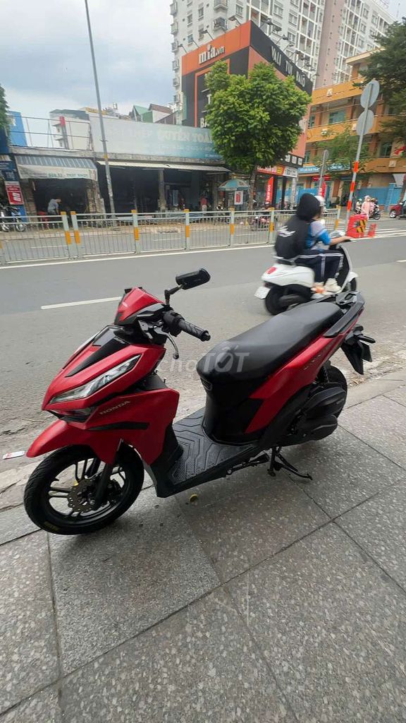 Honda Vario 125 2025 Красный, новый 99%