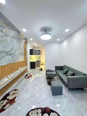 QUẬN 4 - KHU DÂN CƯ HIỆN HỮU - NHÀ MỚI NHỈNH 4 TỶ 
📐 (3,35 x 7.5m