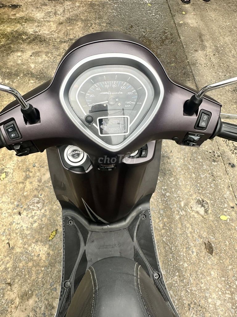 TAY -GA -YAMAHA -NOZZA GRAND-2022 -TÍM -90%. Mua bán Xe máy tại Huyện Hóc Môn Tp Hồ Chí Minh được đăng bởi Huỳnh thanh Nhân  hình 1